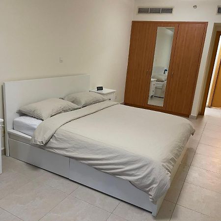 Metro Premium Location Spacious 2 Bedroom Apartment Right Next To The Metro Dubai Eksteriør bilde